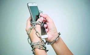 Nomofobia o esclavos del celular