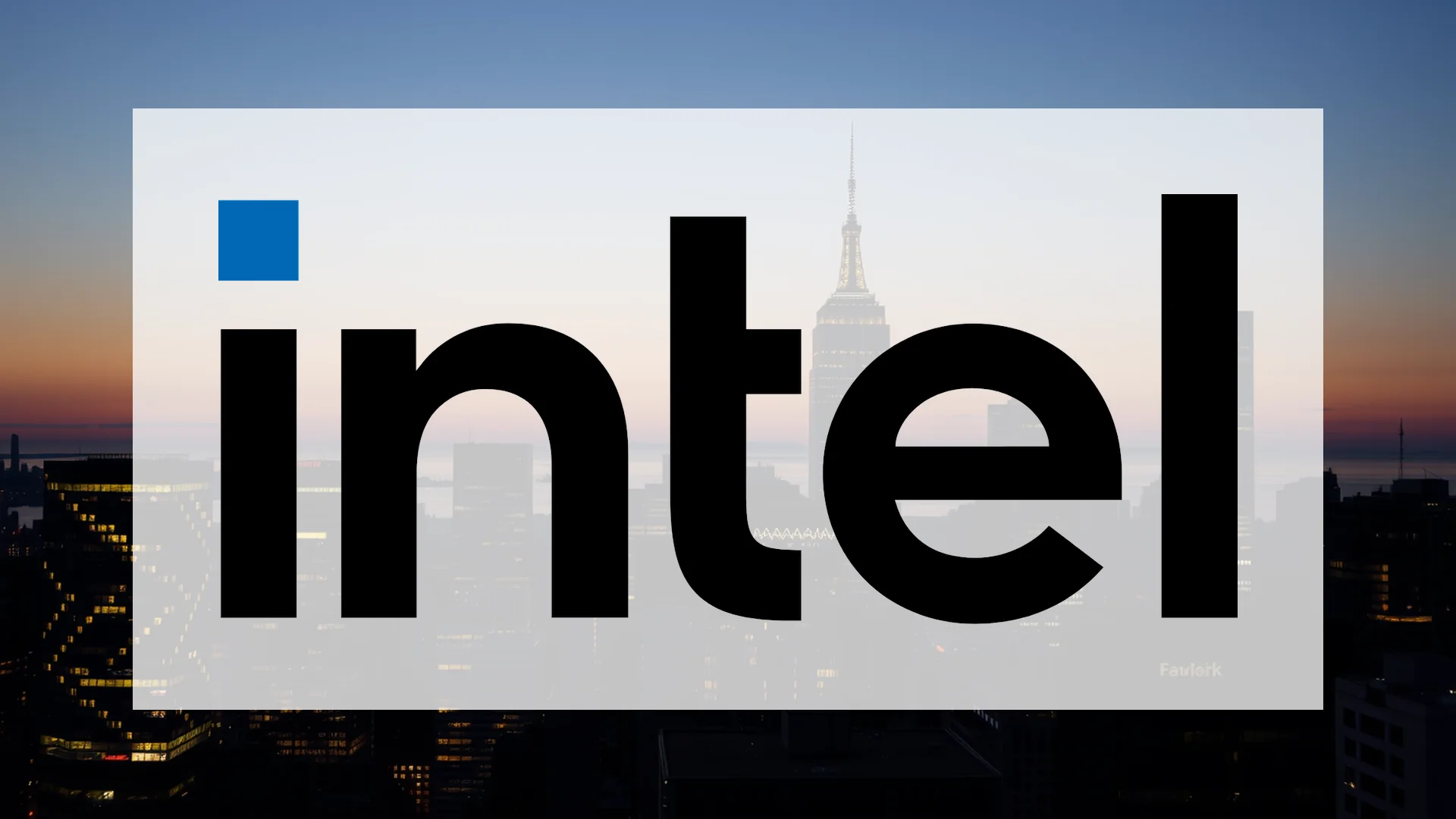 La acción de Intel desafía la tormenta legal con una subida del 3%