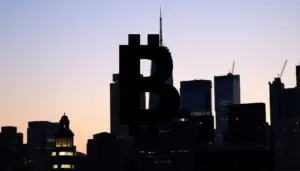 MicroStrategy: La Amenaza Billonaria que Sacude a los Inversores