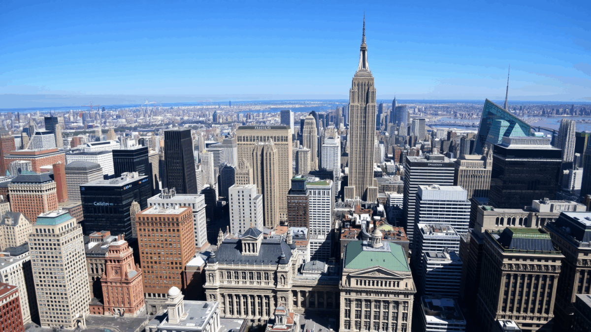 Nasdaq 100: Una Recuperación en la Cuerda Floja