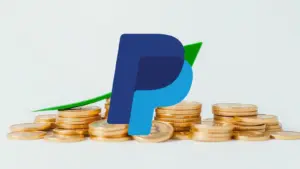 La acción de PayPal se enfrenta a un escrutinio tras un pronóstico débil