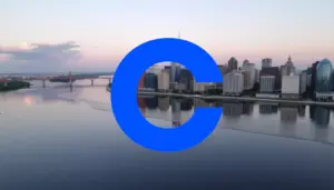 El avance regulatorio de Coinbase tropieza con el debate sobre la rentabilidad de los stablecoins