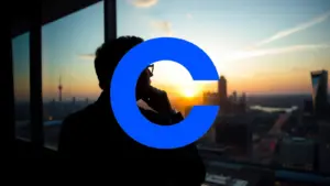 Coinbase: El Doble Frente Regulatorio y Competitivo que Define su Futuro