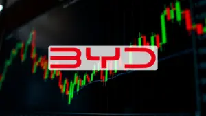 BYD busca su segundo enclave europeo entre España y Francia mientras acelera el relevo de su gama